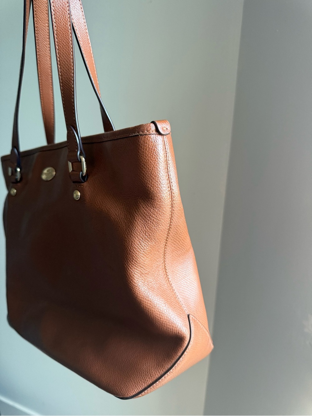 Coach Tan Pebble Leather Tote with Gold Hardware - Picture 8 of 13